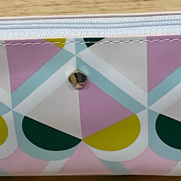 Kate Spade geo spade pencil case w/accessories +3 Black ink pen set NWT perfect - Picture 3 of 7